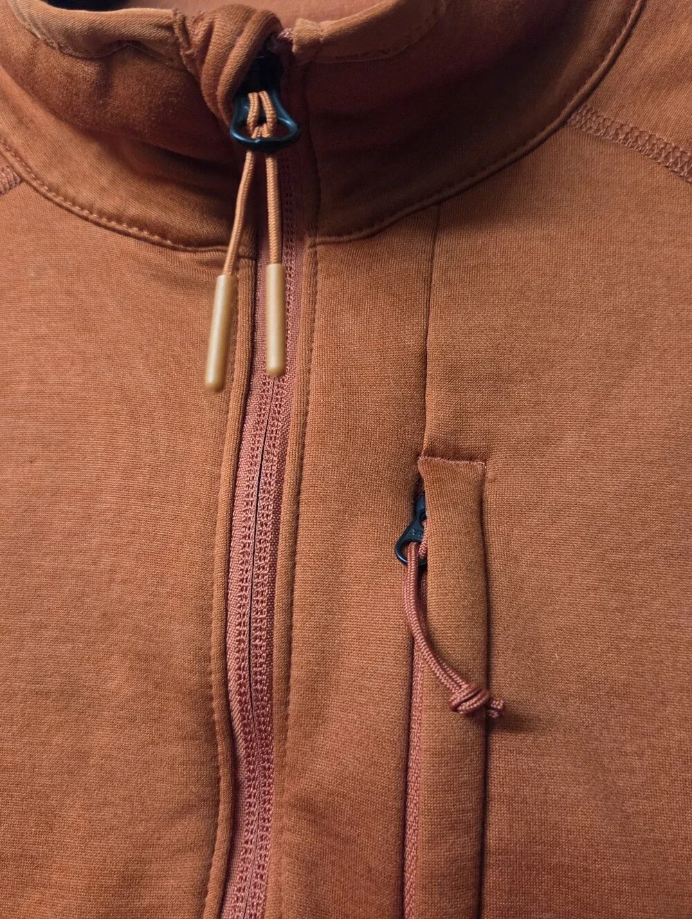 The North Face Orange Half-Zip Performance Fleece Pullover Size M.